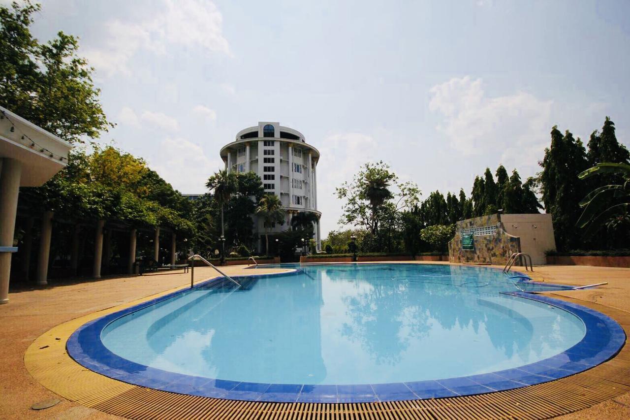 Hermitage Hotel Korat-SHA Nakhonratchasima Eksteriør billede
